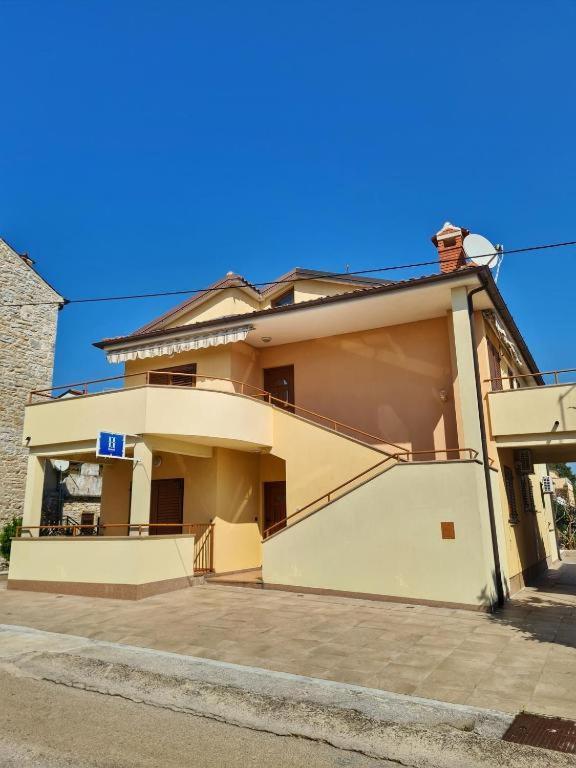 Apartments Manuel Novigrad Istria 外观 照片